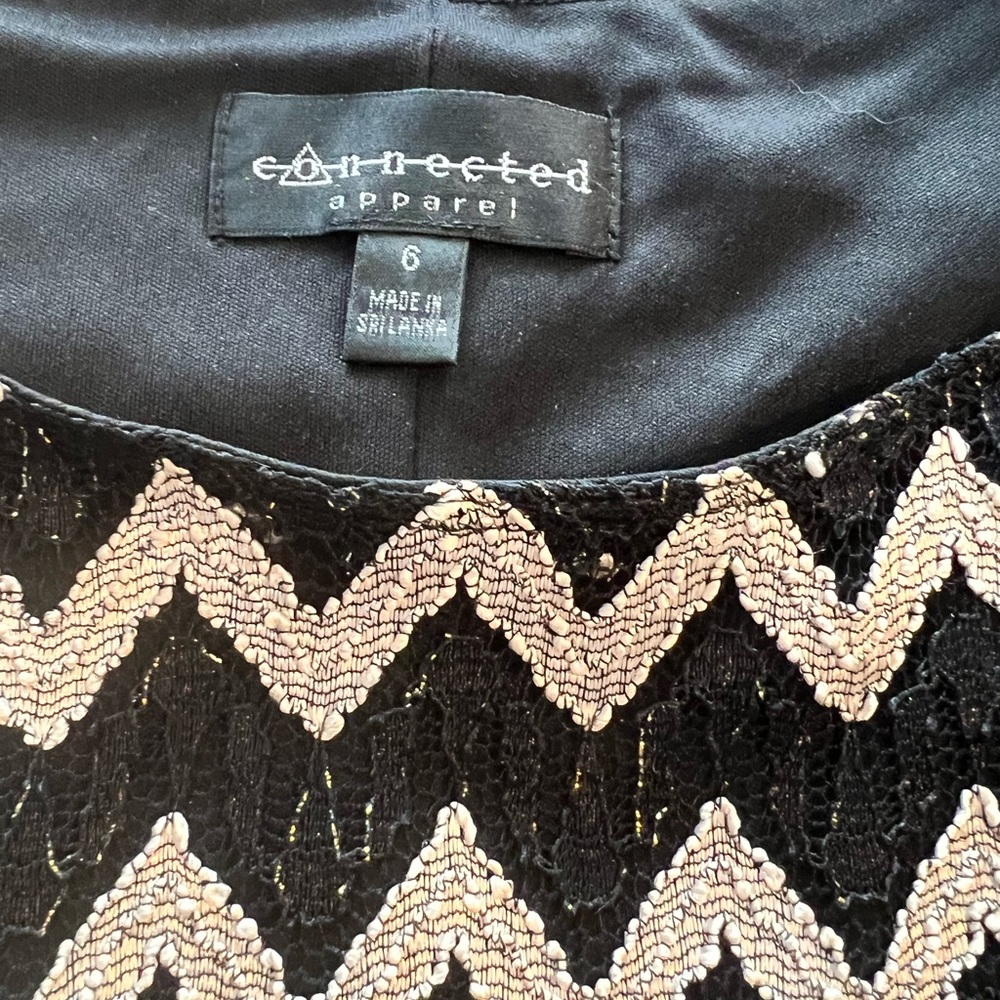 Connected Apparel Dress. Size 6 - Picture 3 of 4